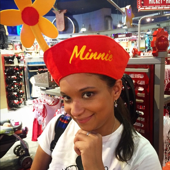 Meet your Posher, Dakota - Picture 3 of 4